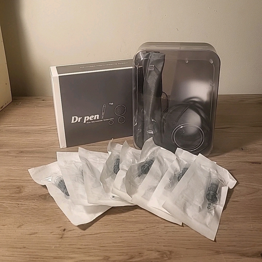 Dr. Pen M8 Ultima Pro Microneedling Pen with 9 Sealed 16 Pin Cartidges